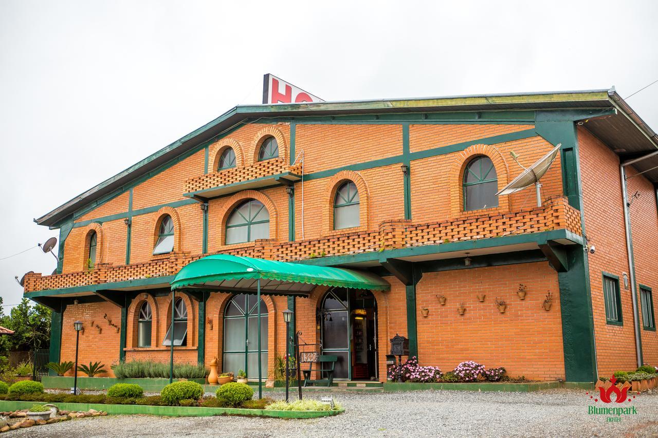 Hotel Blumenpark Rio Negro  Exterior photo