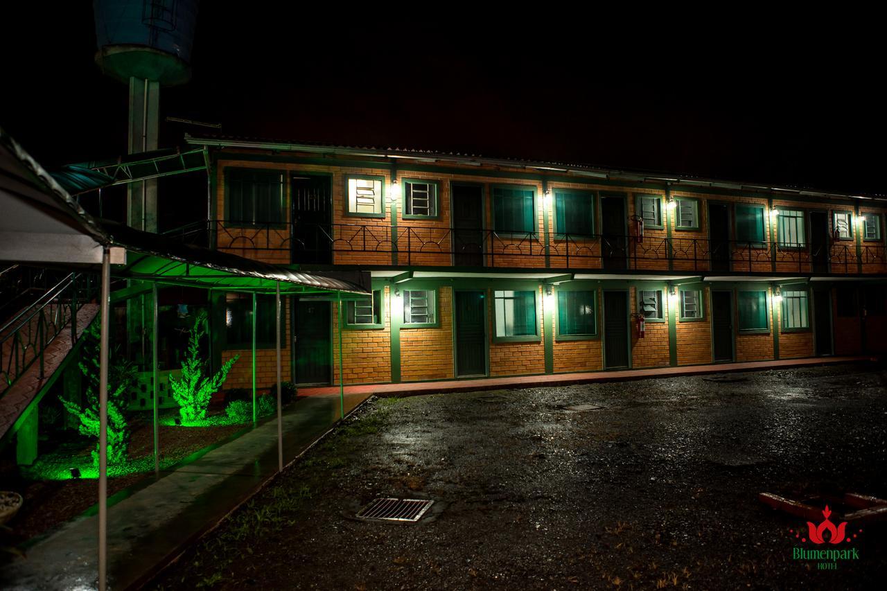 Hotel Blumenpark Rio Negro  Exterior photo